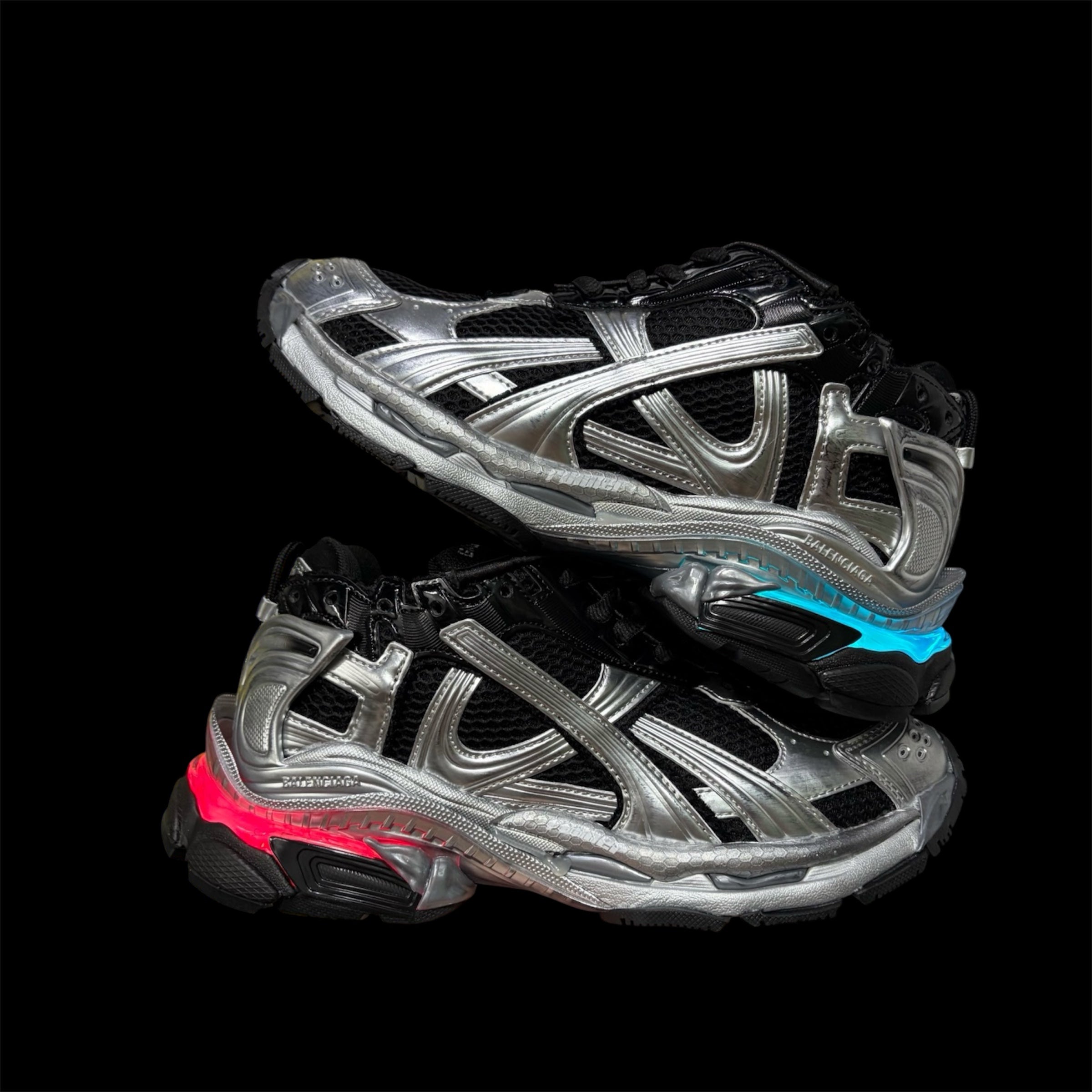 1-1 Black and Silver LED Runners