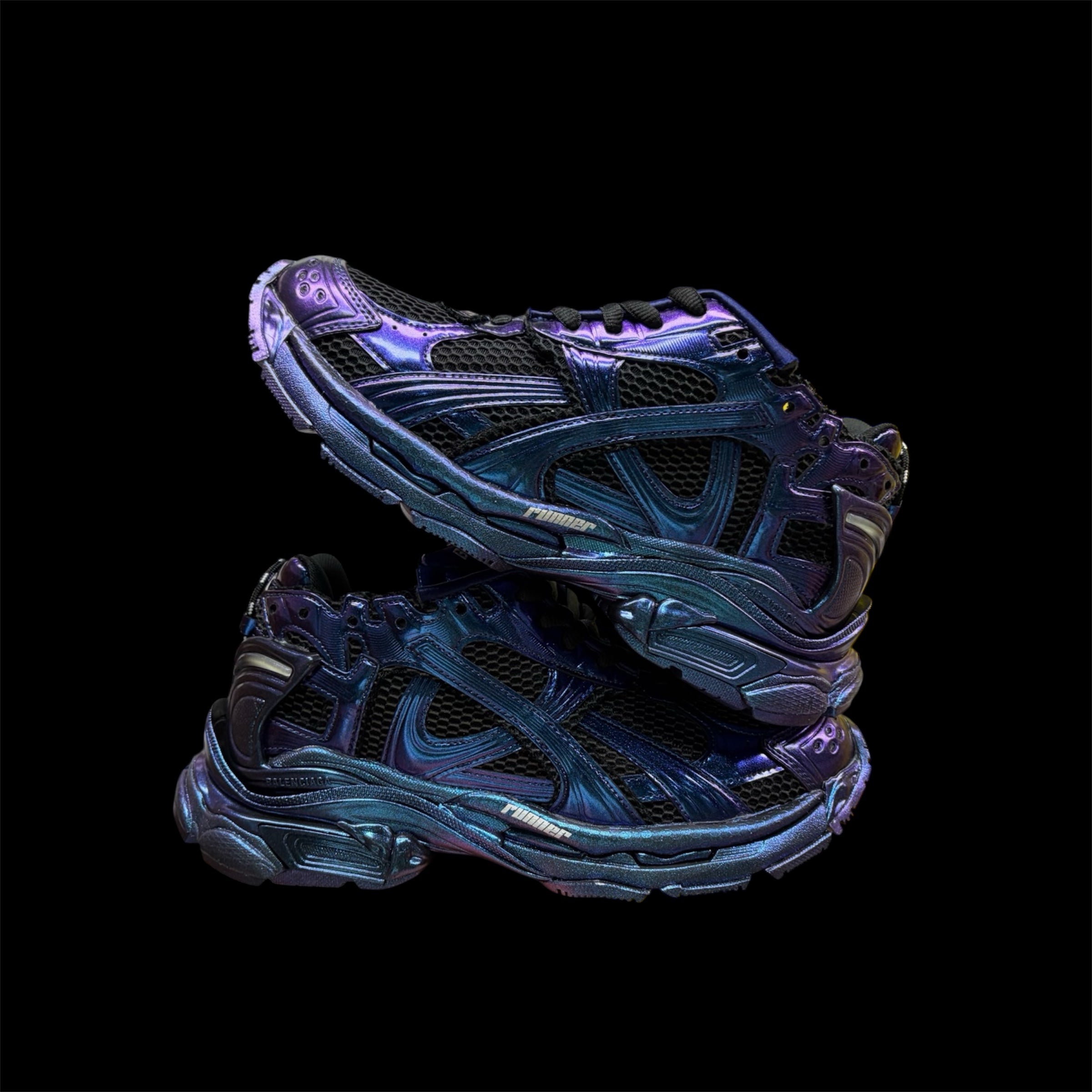 1-1 iridescent Runners