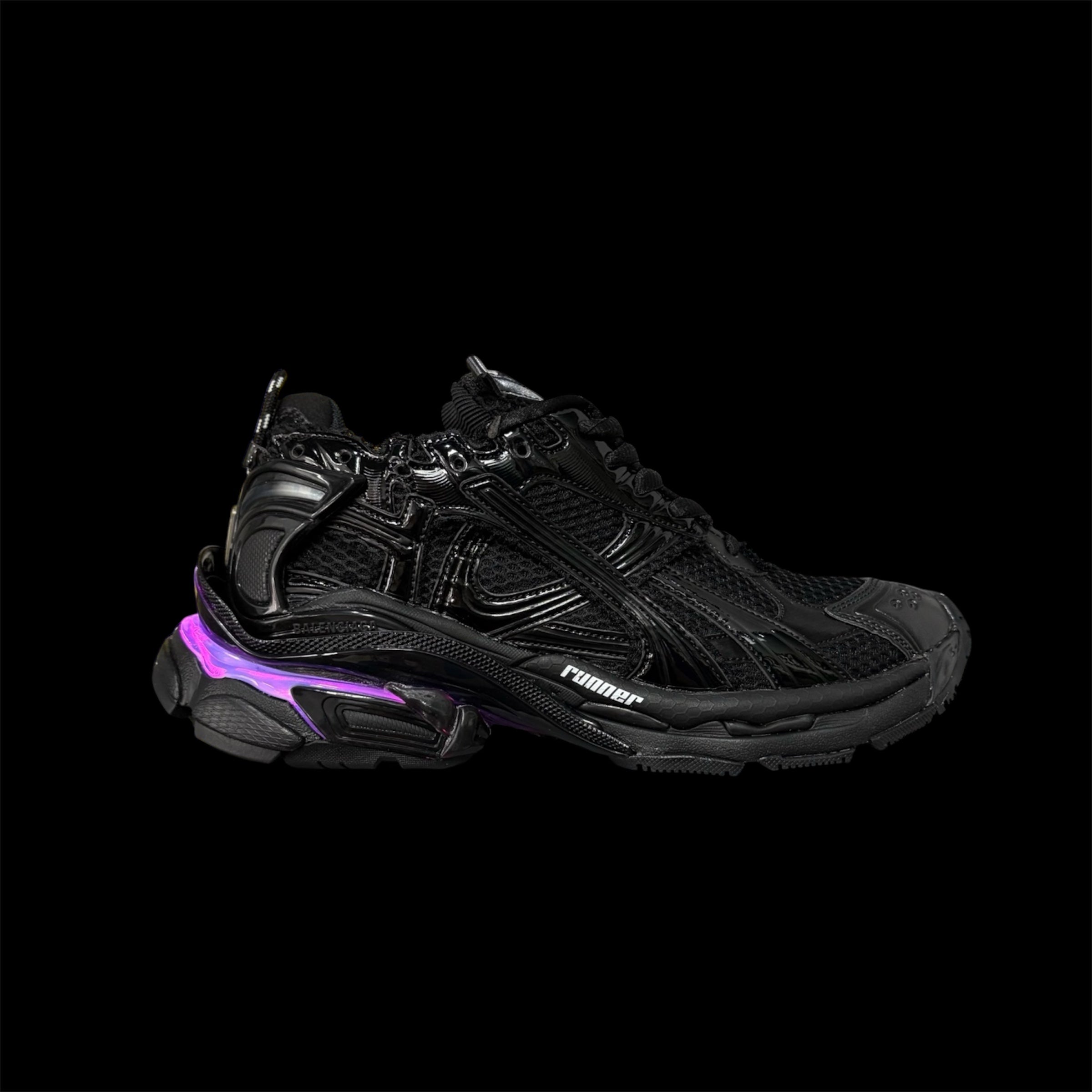 1-1 Black Led Runners